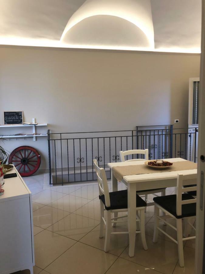 Апартаменты Giader'S House - Free Parking Катания Экстерьер фото