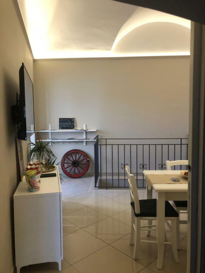 Апартаменты Giader'S House - Free Parking Катания Экстерьер фото